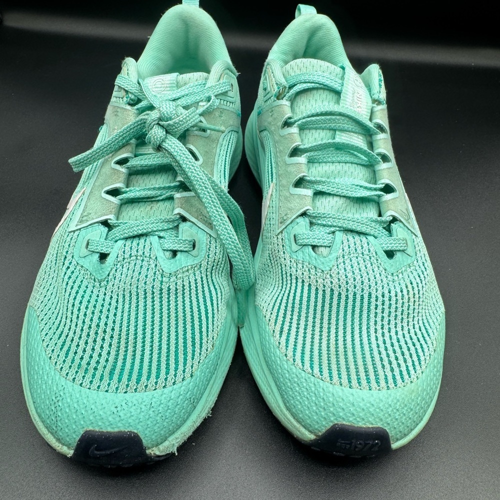 Nike Green and Black Athletic Shoes with Mesh Upper - Picture 2 of 15